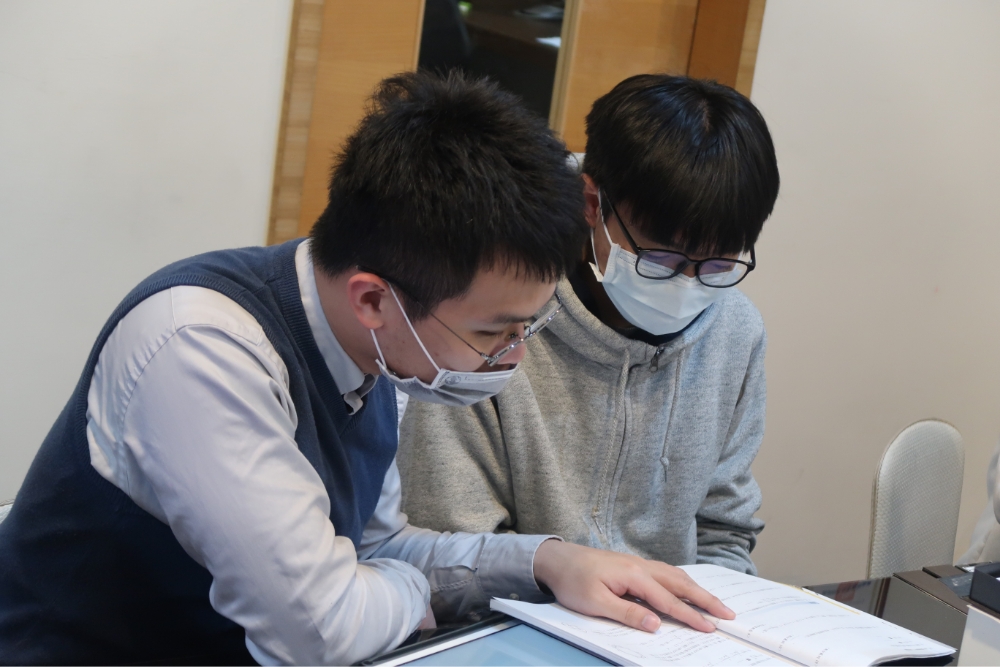 客製化學習管理,依據學生程度與作息時間,擬定讀書計畫